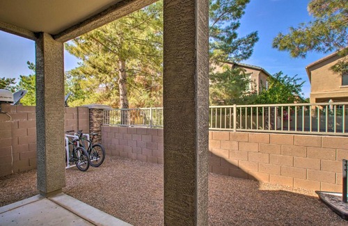 Augusta Ranch Casa | Family-Friendly Mesa Townhome with Pool Access!
