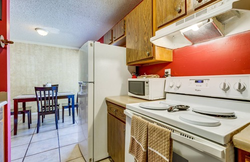 Mobile Casa | Family-Friendly Mobile Retreat w/ Spacious Yard!