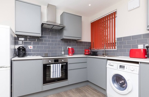 Horsham Apartamento | Family Friendly Modern Apartment Close to Horsham Town.