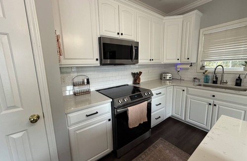Troutville Casa | Family-Friendly Mountain Retreat EV Charger Peloton Pet Welcome