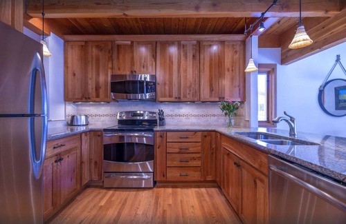 Keystone Casa | Family Friendly Mountain Condo with Slope Views