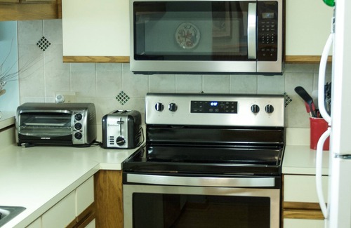 Topsail Beach Condominio | Family friendly oceanfront condo, directly on the beach.