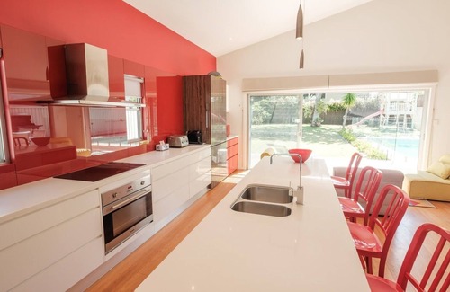 Pearl Beach Casa | Pearly - Large and Glam - Sleeps 12 With Pool! - Hogar de calidad