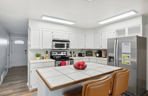Lamar Heights Area Casa | Family friendly - Ping Pong -Game Rm - Fast Wifi