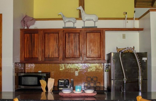 Palmetto Bay Casa | Family Friendly Private Eco Beach Resort, Pool, Dive Shop, Bar & Grill Onsite