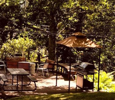Lincolnville Casa | Family-Friendly Room Rental in a Bed and Breakfast Rental near Augusta, Maine