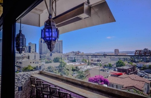 Little Italy Hotel | Family-Friendly Room in Little Italy – Walkable Central Location | 3 Units