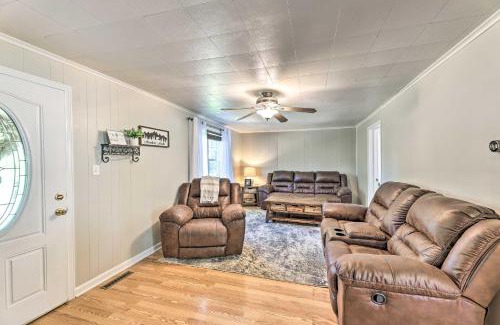 Summerlee Casa | Family-Friendly Sanctuary BBQ, Patio and Yard