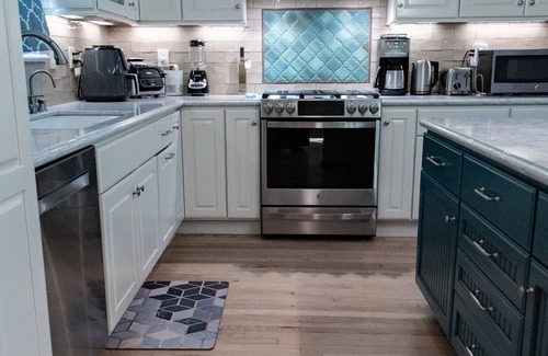 South San Jose Casa | Family friendly spacious 5BR house with large backyard and kids playground