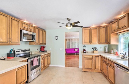 Toledo Casa | Family-Friendly Toledo Retreat w/ Spacious Yard!