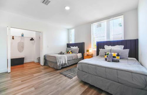 Allapattah Apartamento | Family-Friendly Townhouse w Private Parking Included