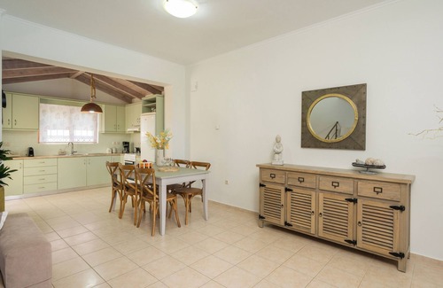 Kavallos Villa | Family Friendly Villa Bluefairy w/ Pool, walk to Restaurants, 5 km to the Beach