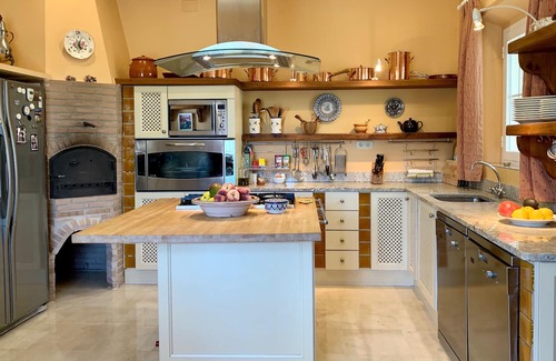 Arriate Villa | Villa familiar, piscina privada y barbacoa, a 10 minutos en coche de Ronda