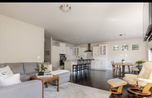 Kenmore Casa | Family Friendly w/ Outdoor Fireplace & Central AC