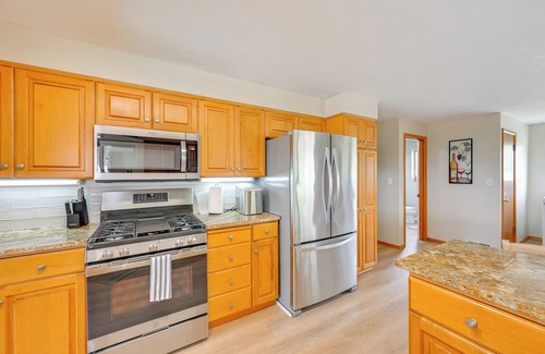 Yakima Casa | Family-Friendly Yakima Escape w/ Yard & Pool!