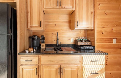 West Tremont Casa | Family-Friendly Yurts with Onsite Games, Hiking & Wellness Amenities