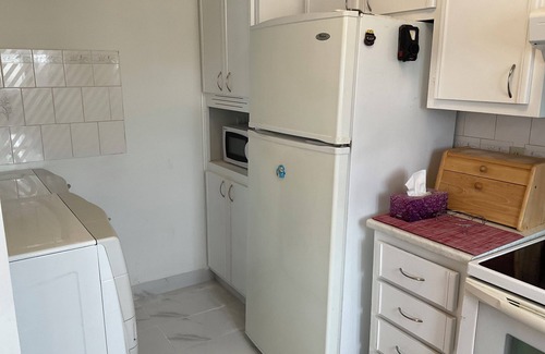 Fabreville Casa | Family-Friendlyin QuietLaval Neighborhood