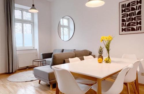 Neulerchenfeld Apartamento | Family & Friends Apartment at Stadthalle