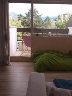 Novel Apartamento | Family & Friends