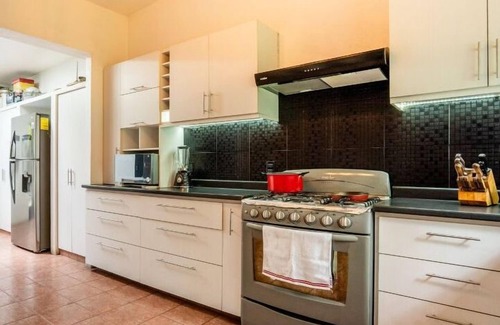 Acapantzingo Casa | Family & Friends Villa with Pool in Cuernavaca