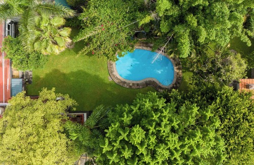 Acapantzingo Casa | Family & Friends Villa with Pool in Cuernavaca