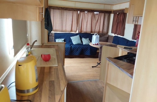 Dymchurch Casa | Family Fun 2-bed Caravan Family Romney Marsh