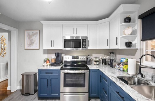 McGuire Casa | Family Fun: 2 Story Oasis & Pup Retreat Near RVA