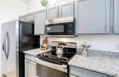 Regal Palms Casa | Family Fun Near Disney,4 bedroom Home w/wifi, Game Room & Pools.
