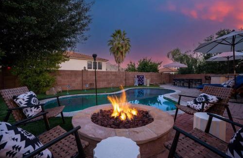 The Villages Of La Canada Casa | Family FUN Pool Movie Theater PuttPutt