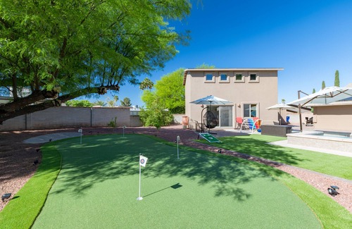 Tucson Casa | Lugar de vacaciones de lujo, piscina climatizada, spa, sala de juegos, sauna, putting green ...