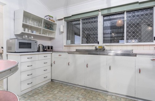 Rockingham Casa | Family Beach and Fishing Getaway in Rockingham
