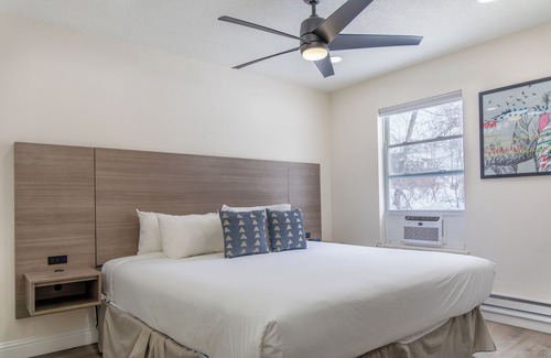 Steamboat Springs Hotel | Family Getaway! Great Unit, Near Steamboat Ski Resort, Hot tub, Ski Equipment Rental, Mountain Climbing