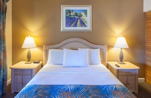Palm Coast Hotel | Family Getaway! Awesome Accommodation Close to Beverly Beach, w/ Kitchen & Golf!