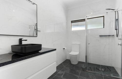 Salt Ash Casa | Family Getaway in Salt Ash