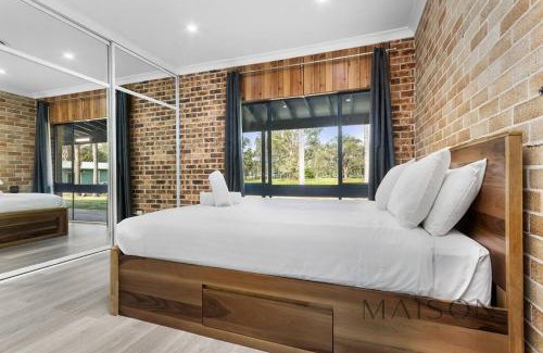 Salt Ash Casa | Family Getaway in Salt Ash