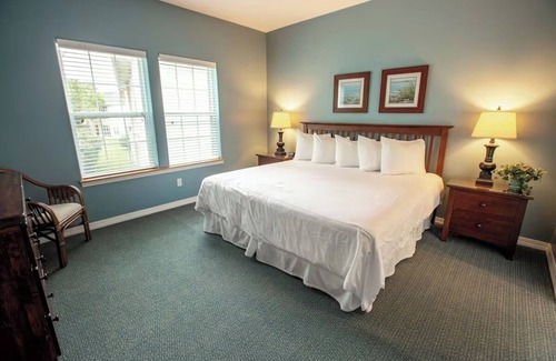 Branson Hotel | Family Getaway w/Kitchen, Laundry & Scenic Views of the Ozark Hills | 4 Units