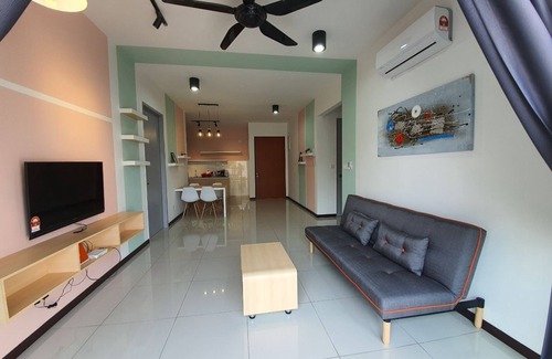 Kampung Bagan Dalam Condominio | Modern Short Escape | 8 pax | Butterworth |