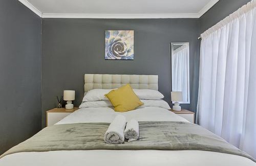 Greater Johannesburg Metropolitan Area Casa | Family Holiday Home in Randburg