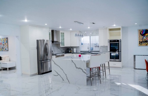 Hollywood Lakes Casa | Family Home, 5 min Beach 15 min Hardrock Casino 4 min Downtown hollywood