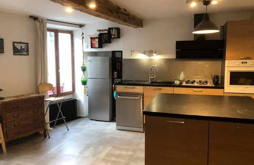 Die Casa | Casa familiar en el centro de la ciudad de Die, Drôme
