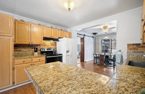 La Grande Casa | Family Home on 1 Acre w/ Deck, Coffee Bar & Orchard