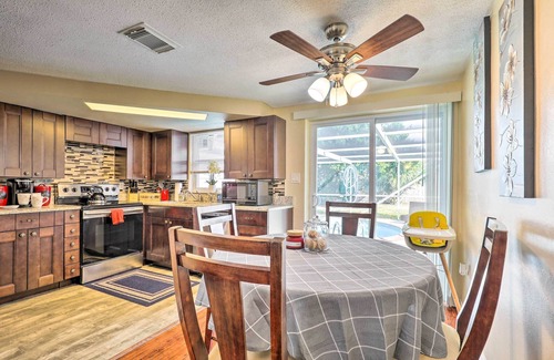 Regency Park Casa | Family Home w/ Lanai & Yard in Port Richey!