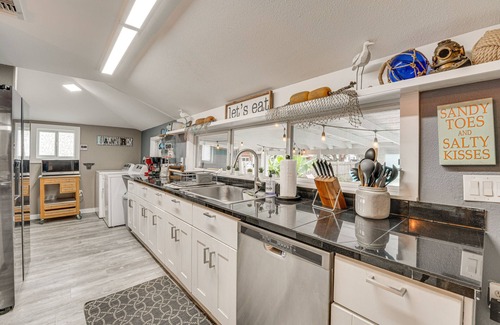 Saint Cloud Casa | Family Home w/ Private Pool: 24 Mi to Disney!