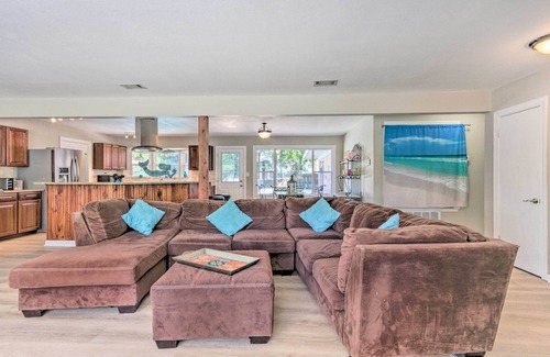 Fort Walton Beach Casa | Family Home w/ Private Pool & Fenced Yard!