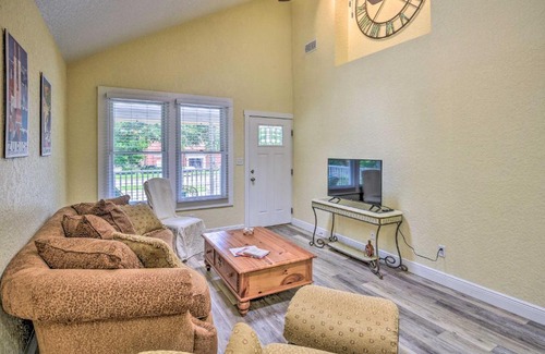 DeLand Casa | Family Home Walk to Downtown and Stetson Univ!
