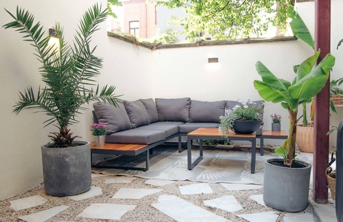 Brederode Casa | Family home with garden, jacuzzi & bbq