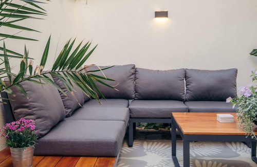Brederode Casa | Family home with garden, jacuzzi & bbq