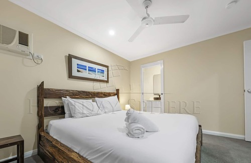 Oxenford Apartamento | Family Home with Pool Close to Theme Parks