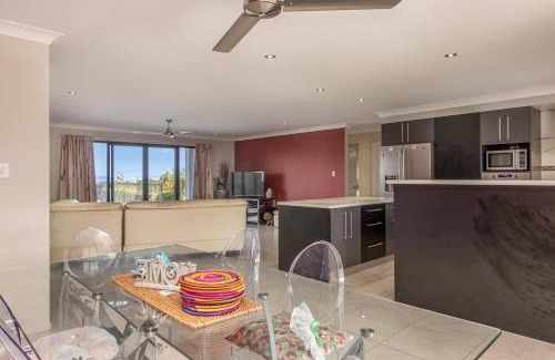 River Heads Casa | Family home with Sea views