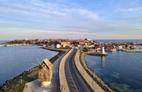 Nessebar Old Town Hotel | Family Hotel Lebed